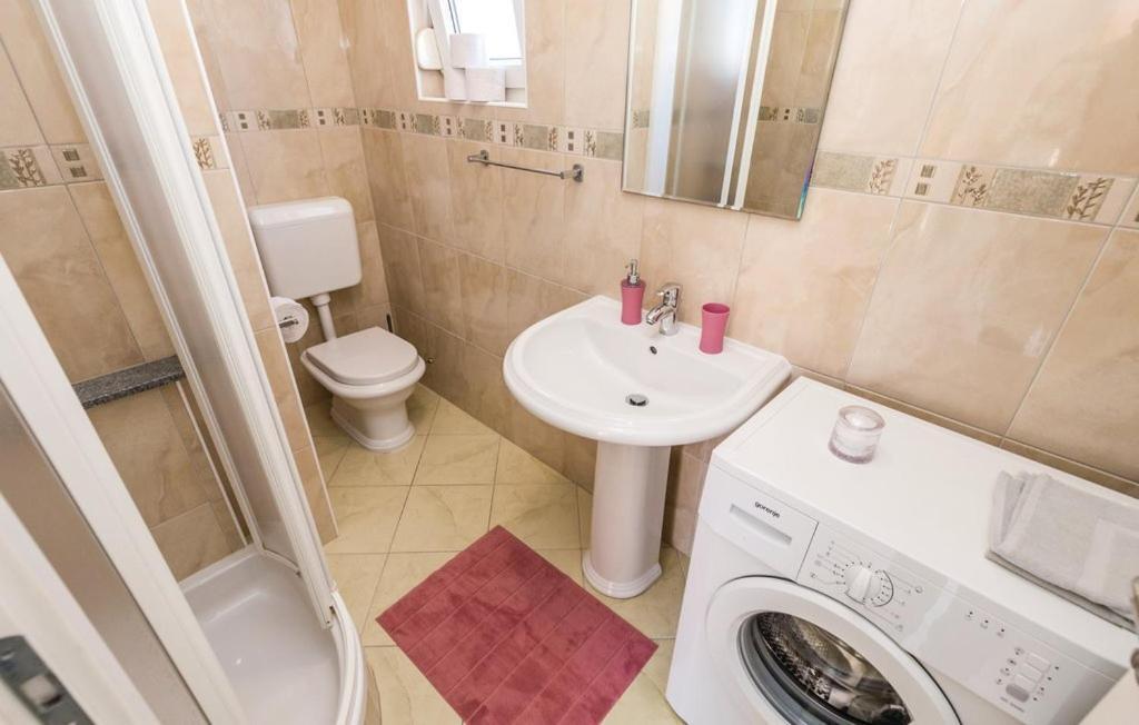 Apartman Dora Povljana Esterno foto