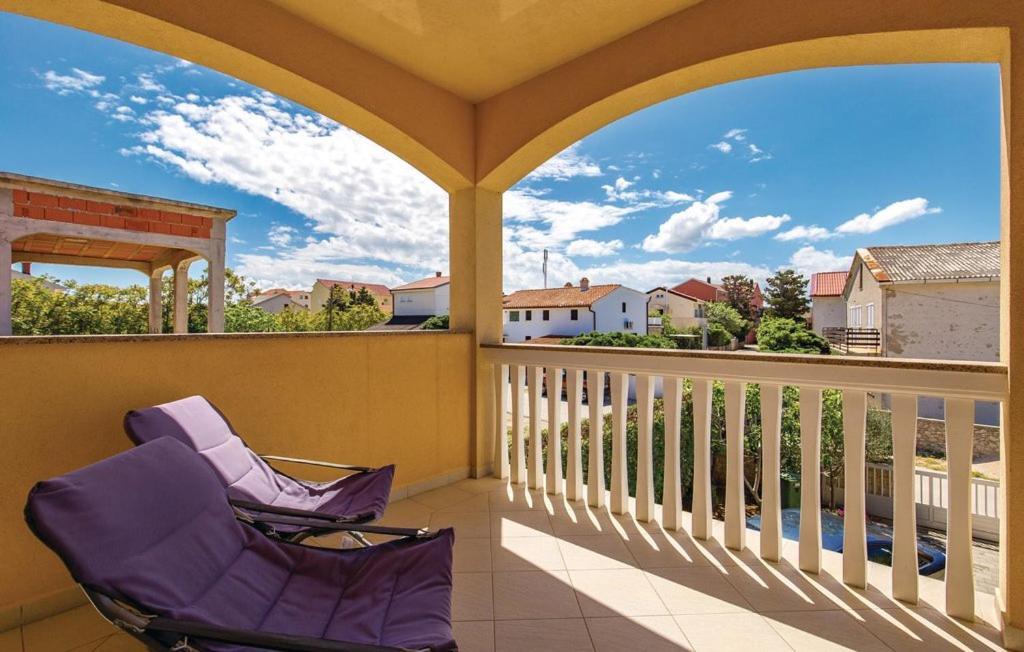 Apartman Dora Povljana Esterno foto